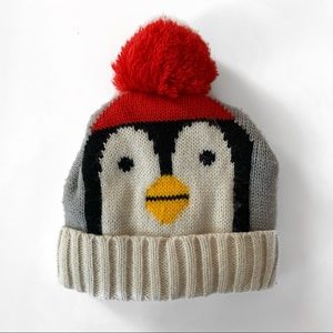 Old Navy Penguin Pom Beanie Grey/Red/beige U.S size(6-12M)